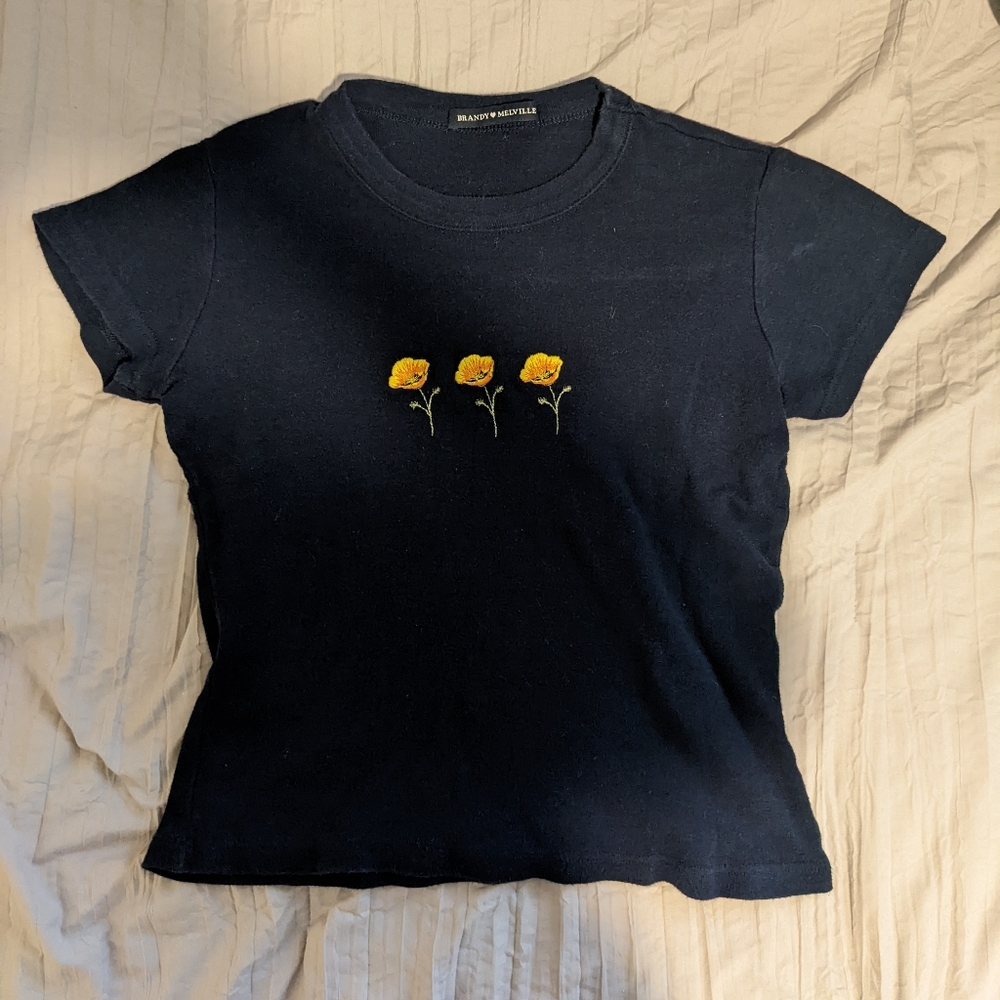 Brandy Melville Ribbed Flower Baby Tee